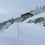 Vakantiehuis Family With Picturesque View At