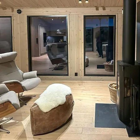 Semesterbostad Family With Picturesque View At *