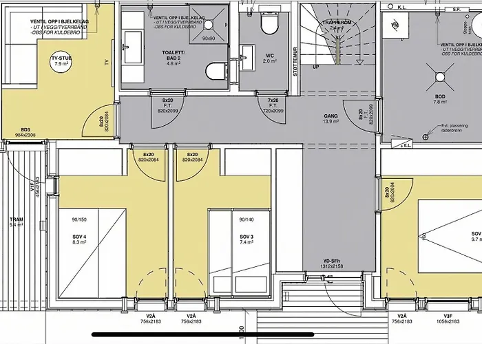 Family With Picturesque View At * Рон