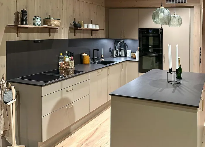 Дом отдыха Family With Picturesque View At Рон