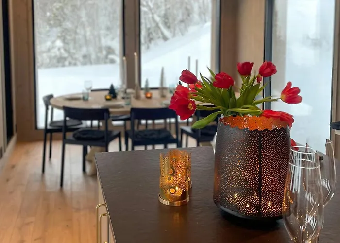 Semesterbostad Family With Picturesque View At Ron