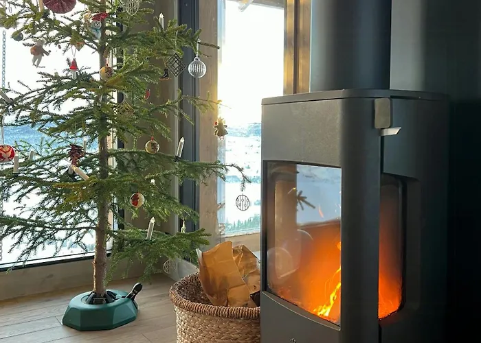 Family With Picturesque View At Semesterbostad *